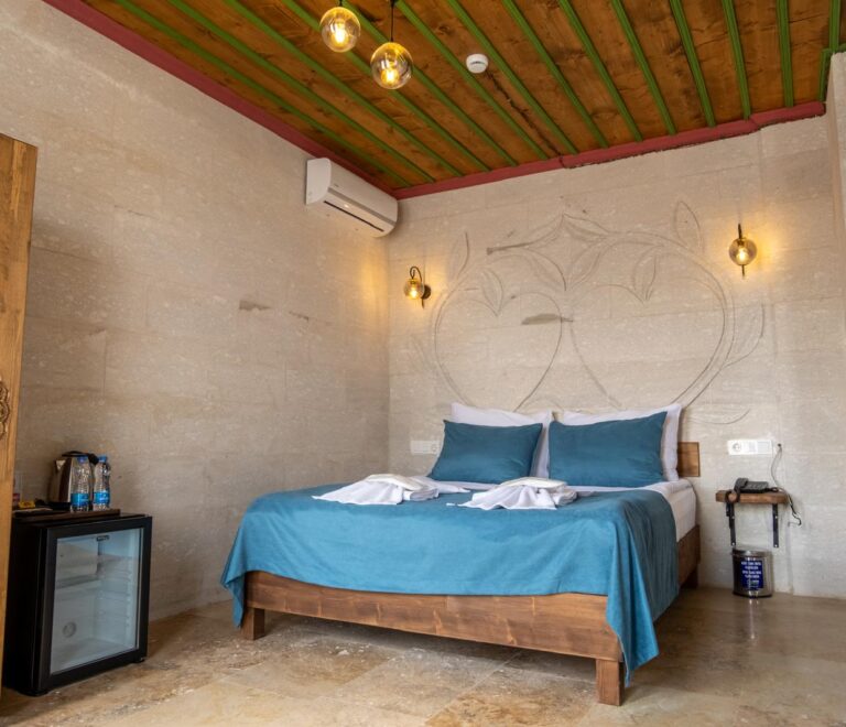 WhatsApp Image 2026-03-04 at 21.30.59