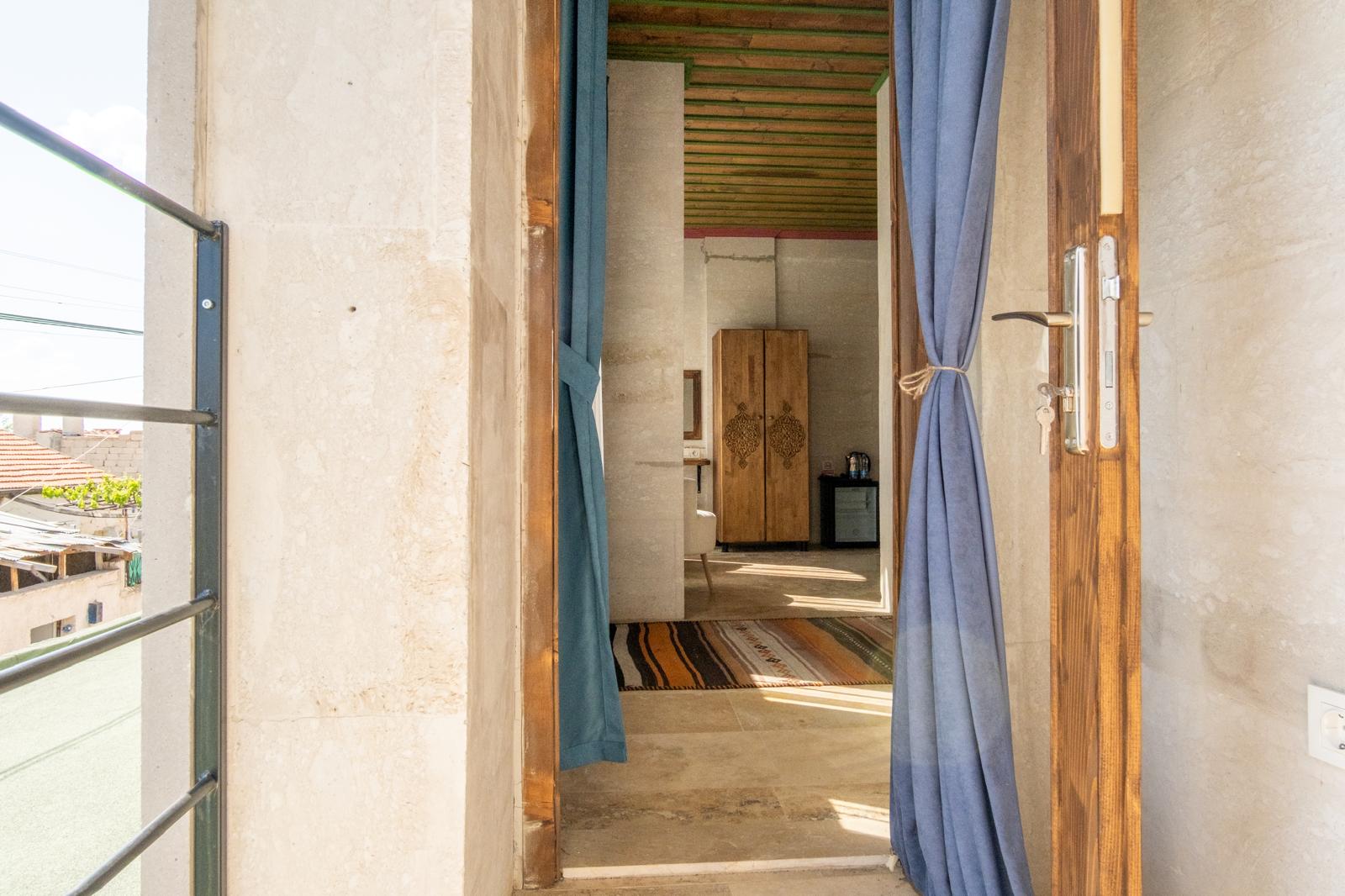 WhatsApp Image 2026-03-04 at 21.31.00 (1)